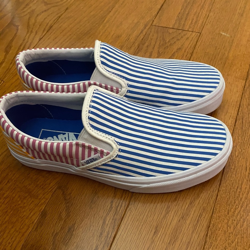 Vans youth size 6.5